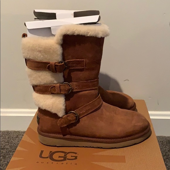 Uggs - Picture 1 of 4